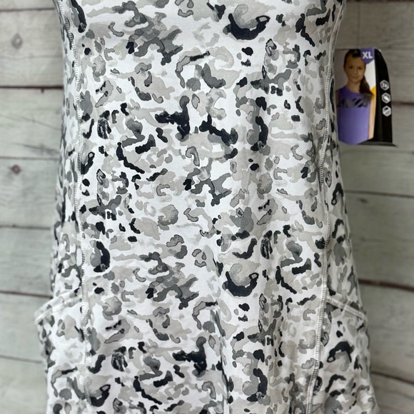 Avia Gray and White Camouflage Activewear Dress - Picture 6 of 6